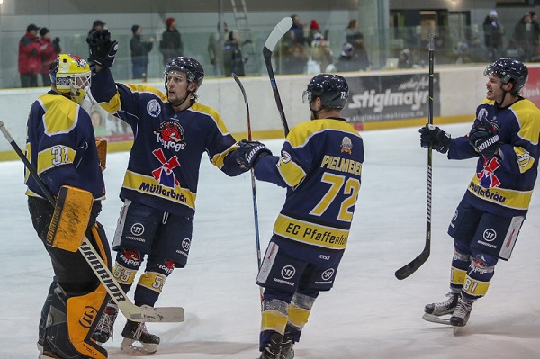 Eishockey, Bayernliga, Saison 2017/2018, EC Pfafenhofen - EHC Königsbrunn Eishockey EC Pfaffenhofen